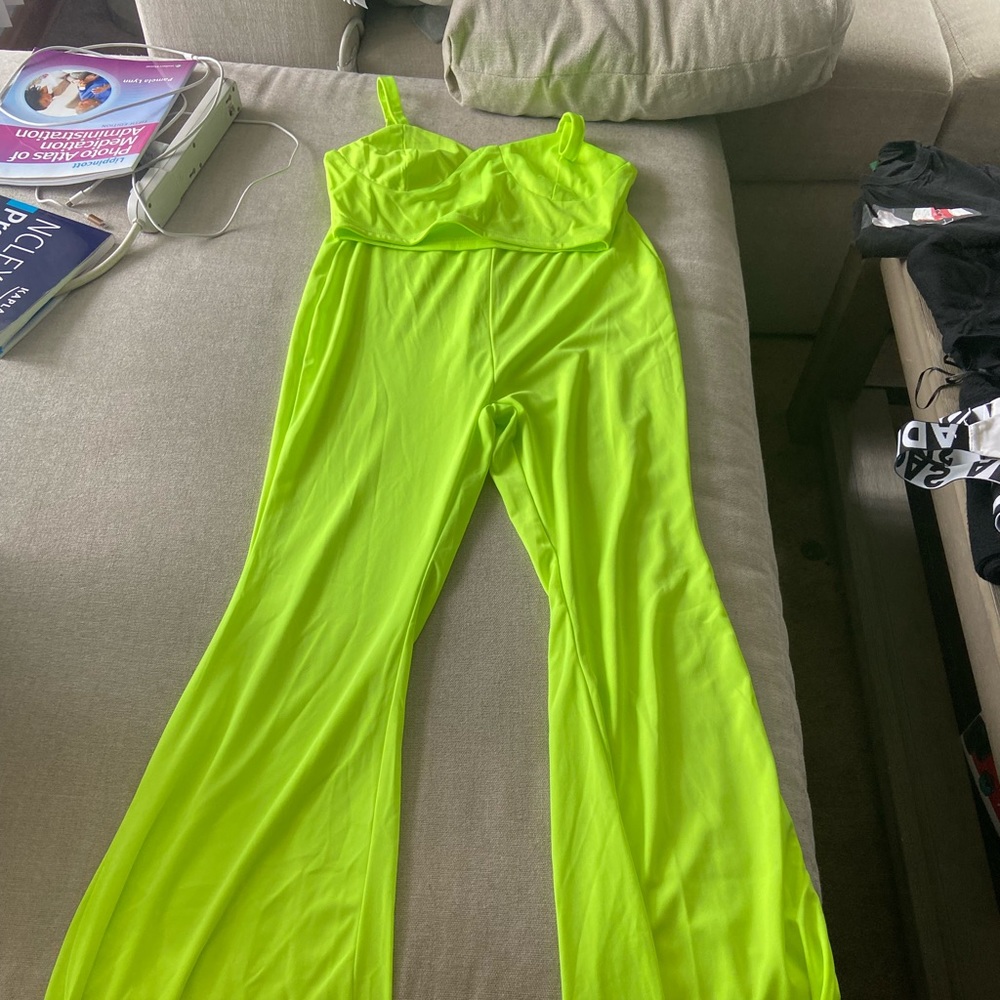 Two piece lime Green Pants se(wide leg)